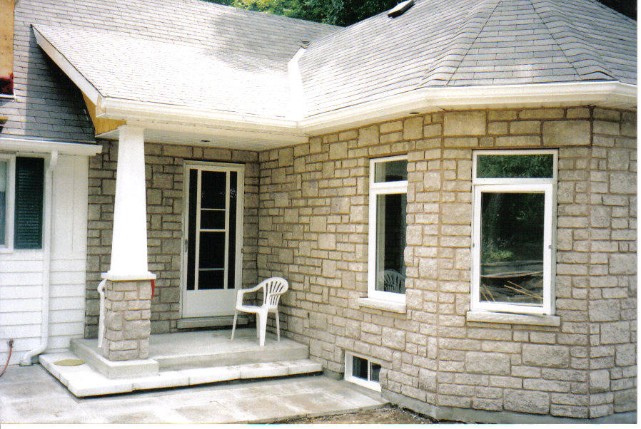 Sholdice Stone Sauble Beack